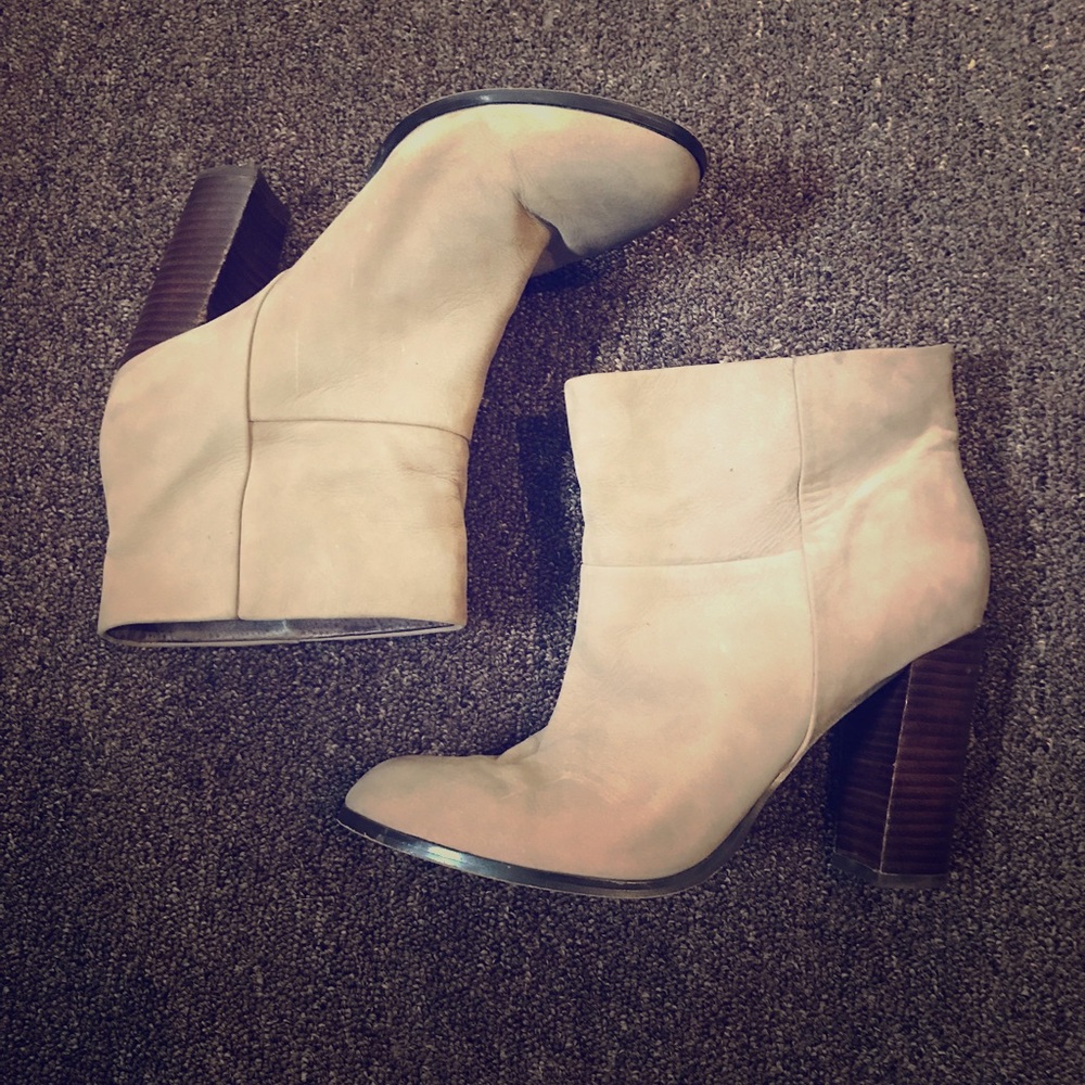 ALDO BOOTIE TAN BOOT